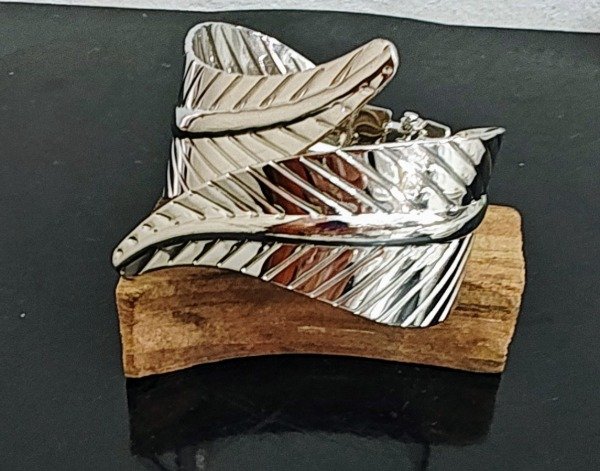 Producto - Brazalete Hoja Acero Blanco
