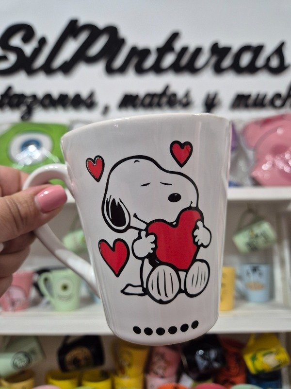Producto - Taza cónica Snoopy con corazón