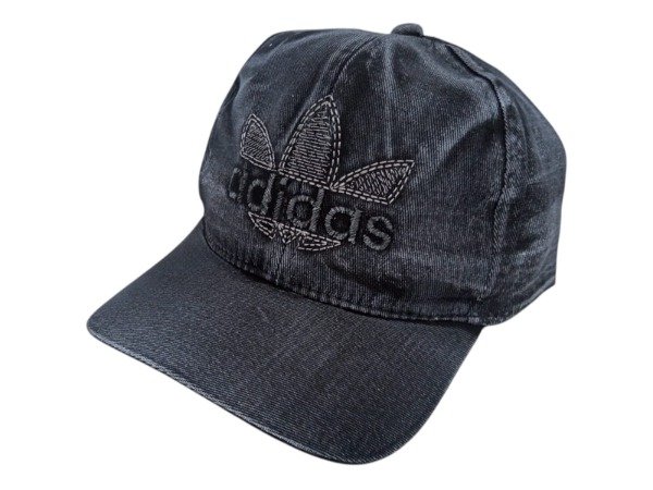 Producto - ADIDAS NEGRO plumas Colección Especial