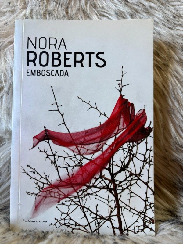 Producto - EMBOSCADA - NORA ROBERTS