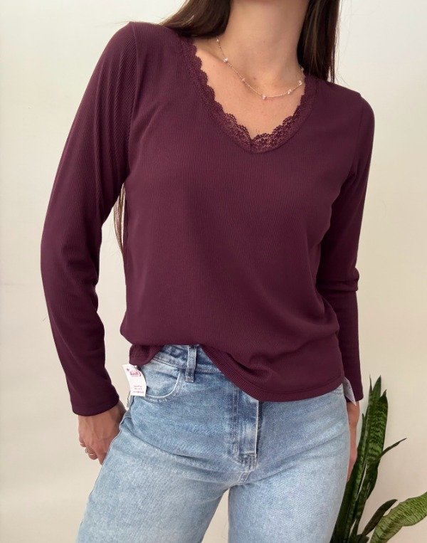 Producto - REMERA PUNTILLA