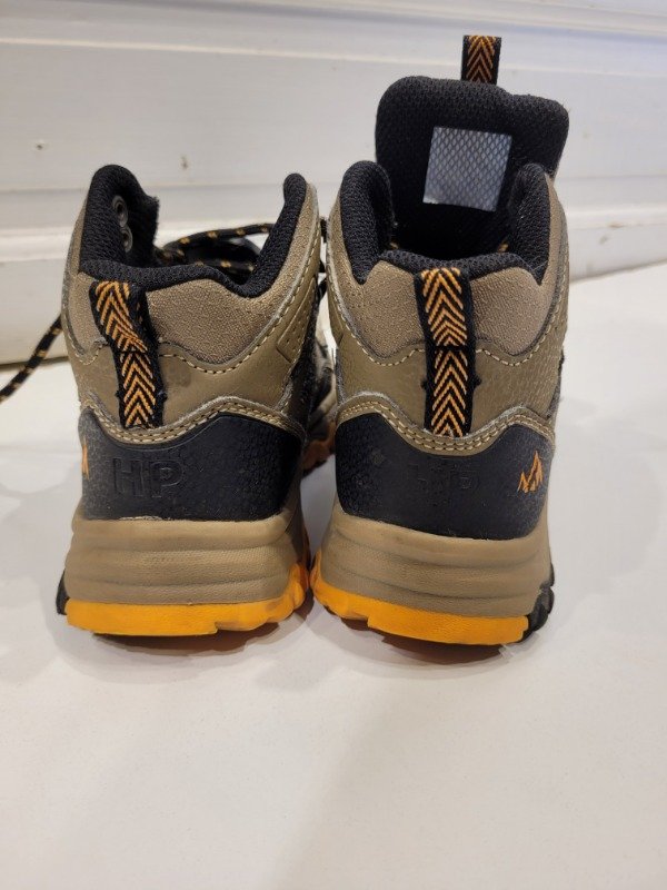 Producto - Borcegos HUSH PUPPIES trekking marrones- Talle 29- PRECIO: 85X - 3