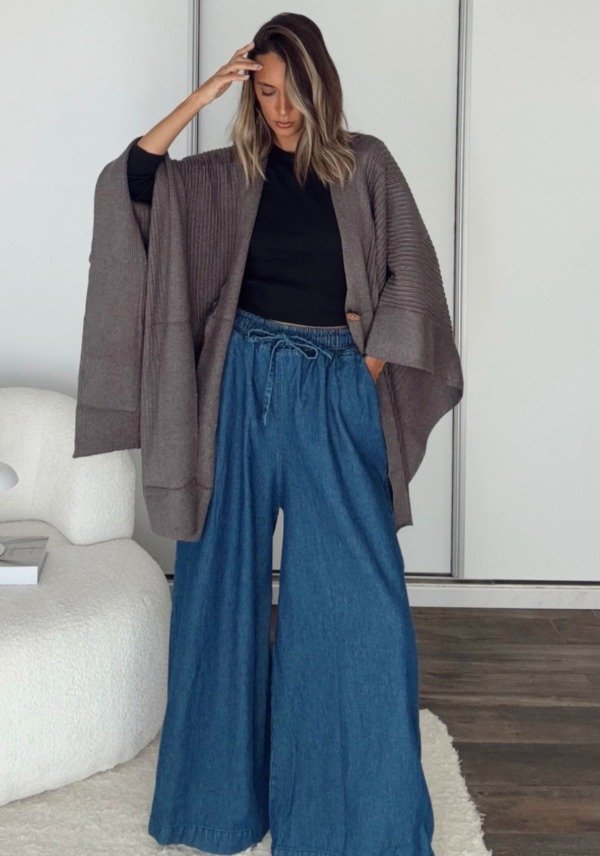 Producto - Pantalón palazzo denim oversize
