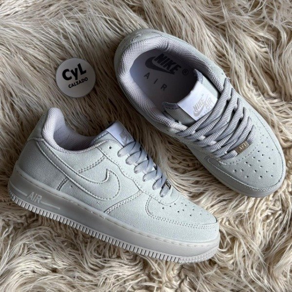 Producto - Air Force One Gris Gamuza
