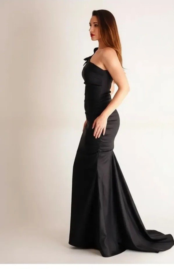 Vestido largo sirena talle grande — imagen 4