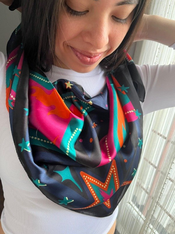 Producto - PAÑUELO GRANDE COLOR STAR