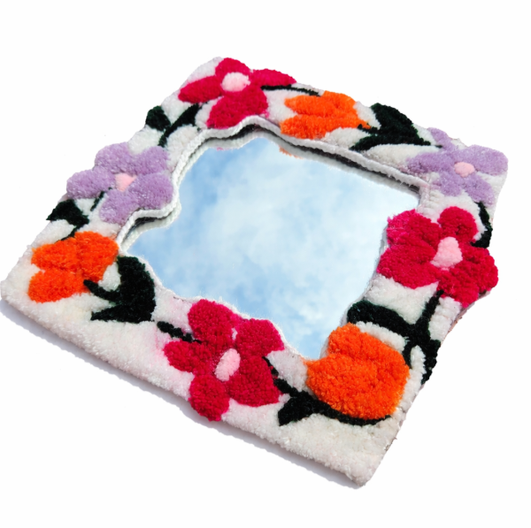 Producto - Espejo decorativo con marco tufting diseño ENREDADERA estilo botánico
