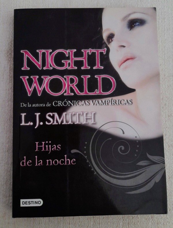 Producto - Night World - Hijas De La Noche - L J Smith - Destino