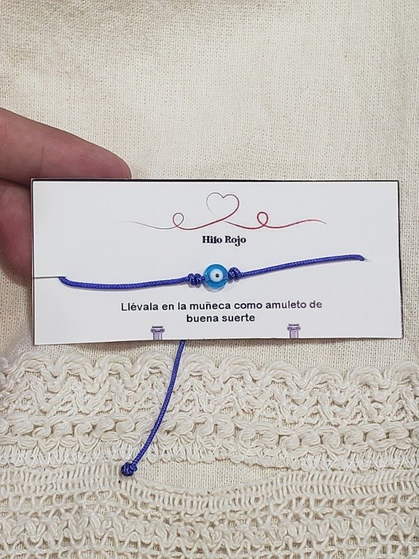 Producto - Pulsera roja fina con ojo turco - 1