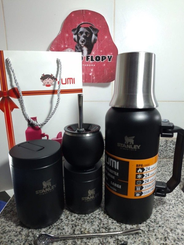 Producto - Set de termo mate yerbera azucarera vaso bombilla