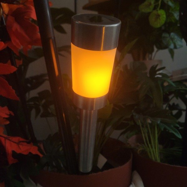 Producto - ESTACA SOLAR 12 LED ALUMINIO