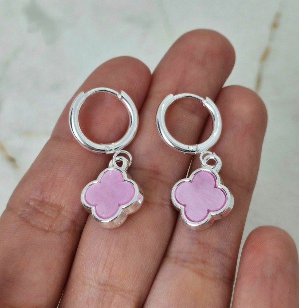 Producto - Argollitas acero blanco trébol - Rosa