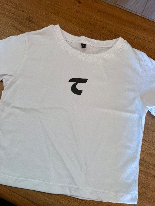 Producto - BABY TEE TINI T OFERTA