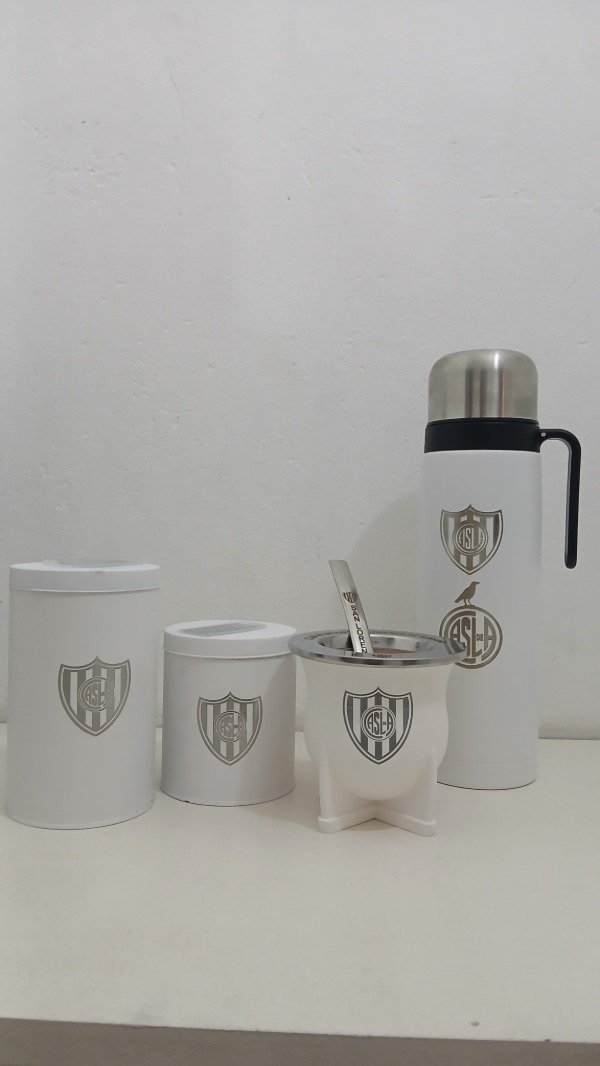 Producto - Set matero San Lorenzo grabado - 0