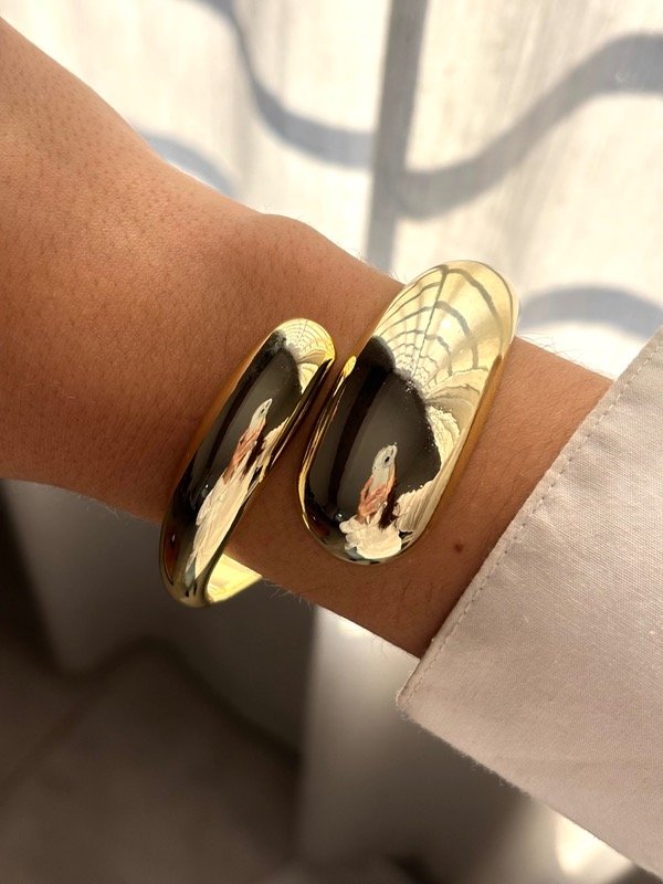 Producto - Brazalete dorado dua drop