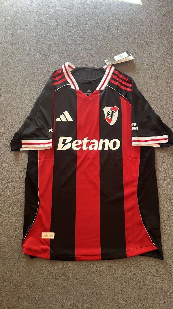 Producto - River Suplente 2026