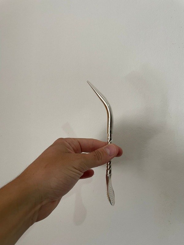 Producto - BOMBILLA PICO DE LORO CINCELADA