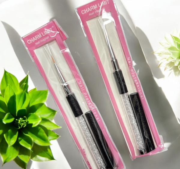 Producto - Pincel Liner con Tapa Charmlimit