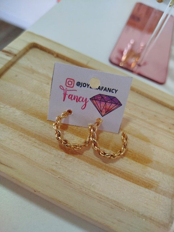 Producto - Argollitas trenzadas dorado