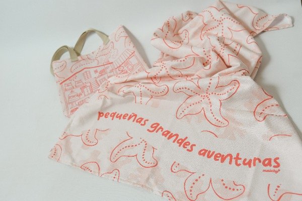 Producto - Toallón playero y Totebag Estrella primavera - verano 2026
