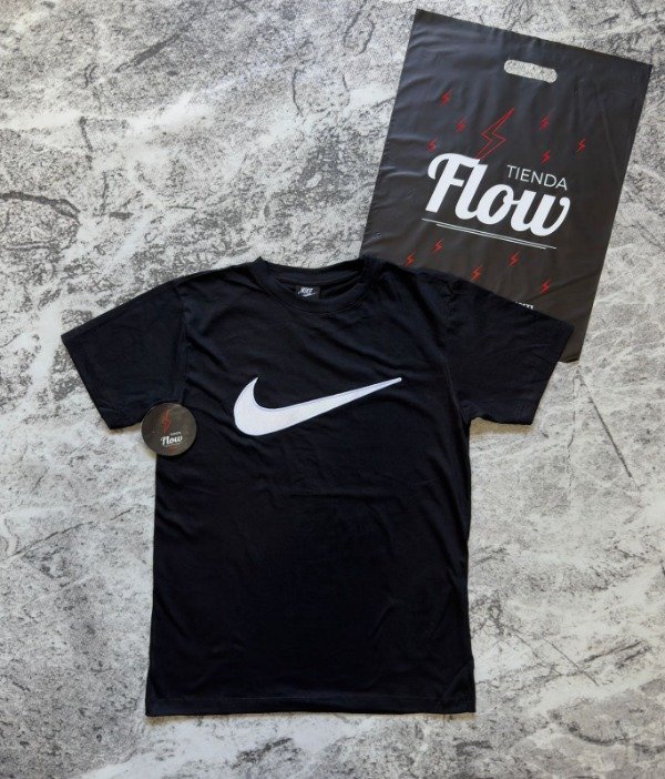 Producto - Remera Nike Pipa Negra