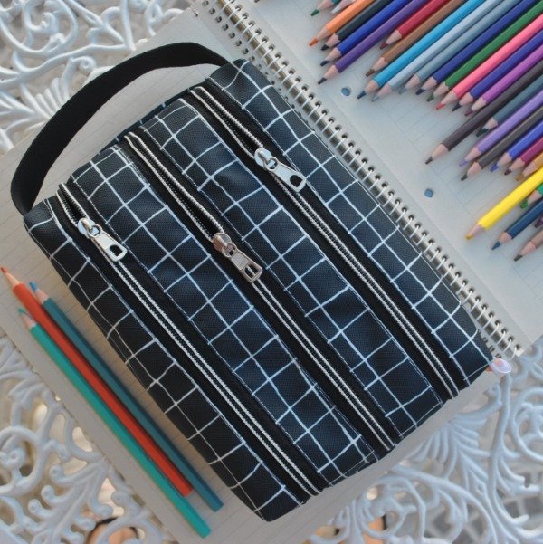 Producto - Cartuchera Triplex Cuadrille Negro