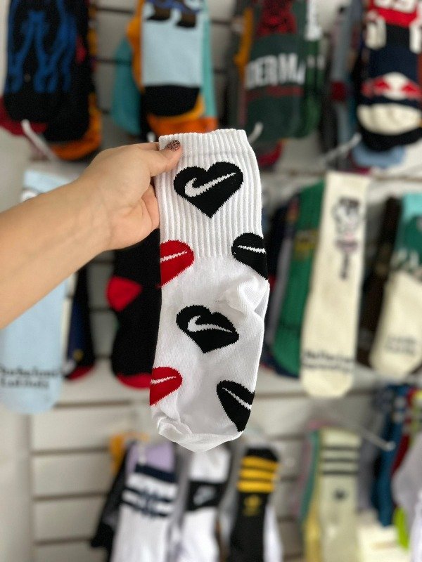 Producto - Nike Corazones Tennis