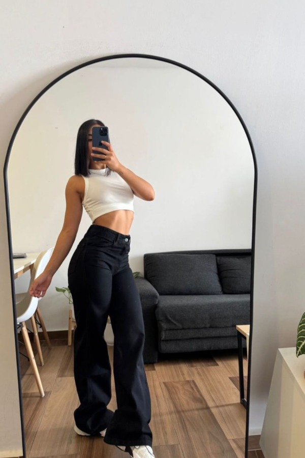 Producto - Wide Leg Blackie // 23.900 TRANSF