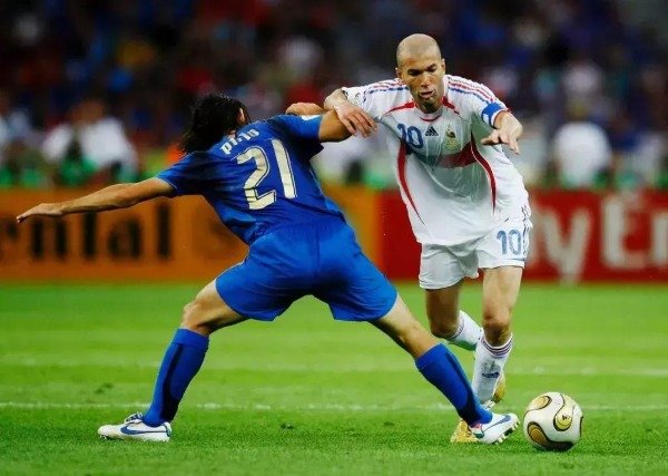 Producto - CAMISETA FRANCIA IMPORTADA ALTERNATIVA RETRO 2006 #10 ZIDANE - 7