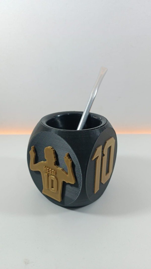 Producto - Mate Messi - AFA 3 Estrellas - Color Negro c/bombilla