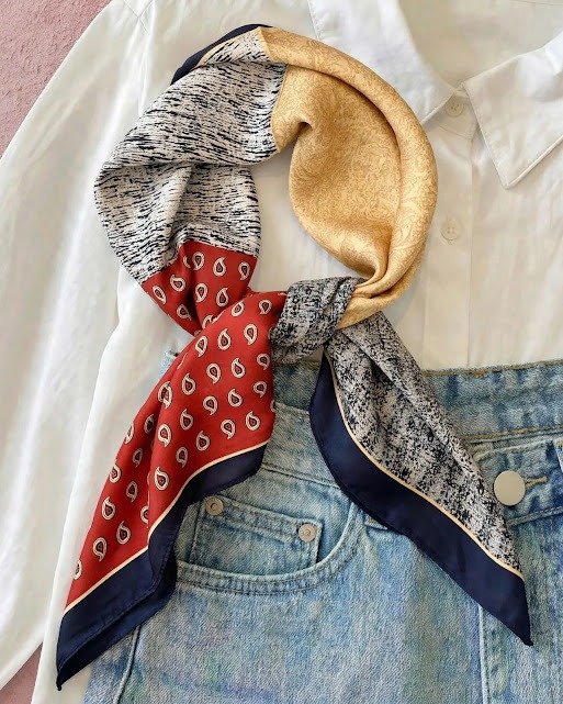 Producto - FOULARD PICASSO 70x70