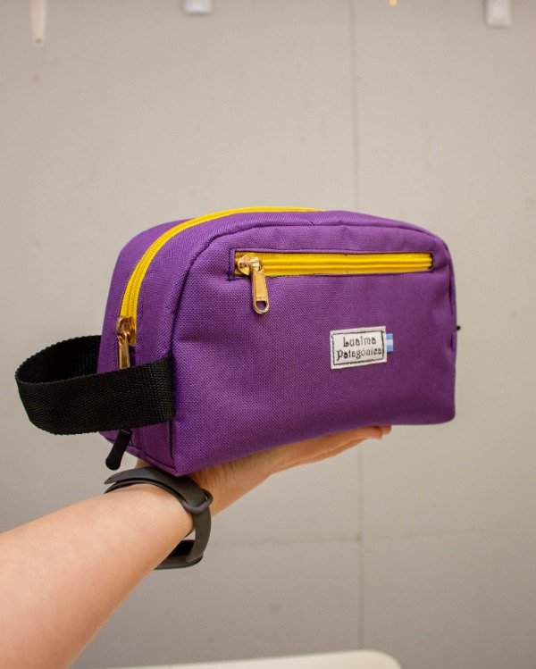 Producto - Neceser XL violeta y cierre amarillo