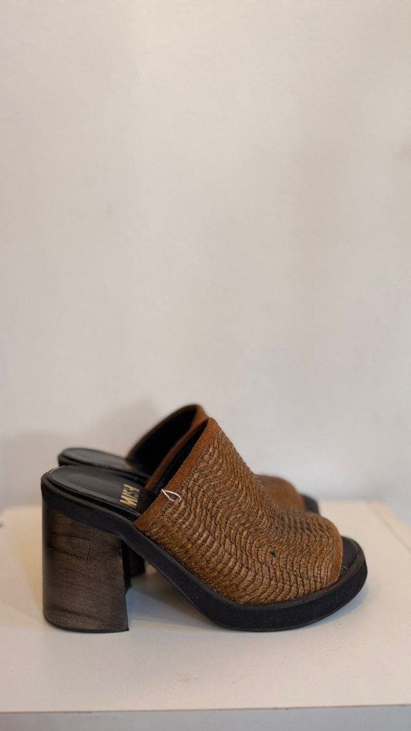 Producto - Sandalia MISHKA (37) Kenia