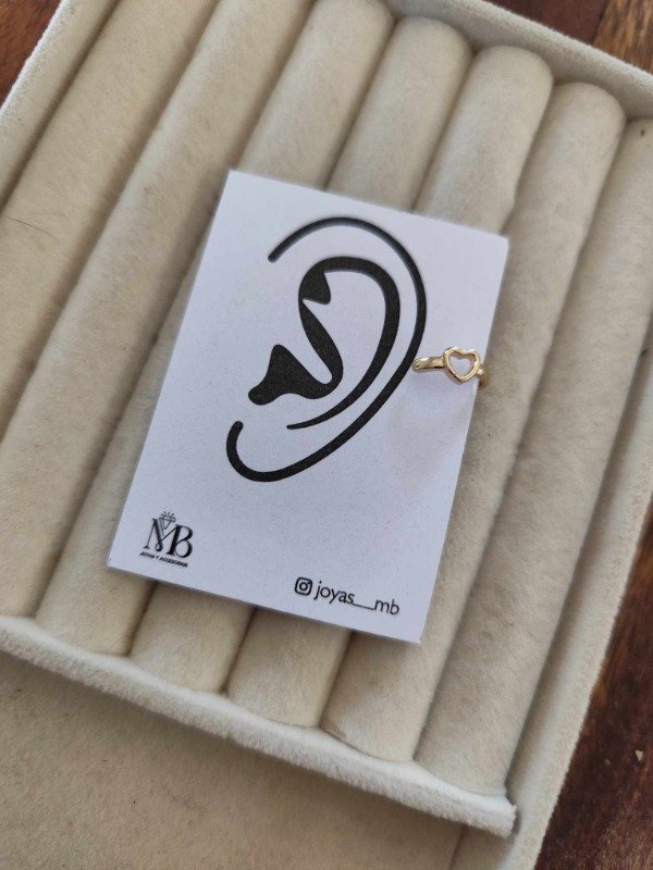 Producto - Aro cuff corazón calado. Dorado.