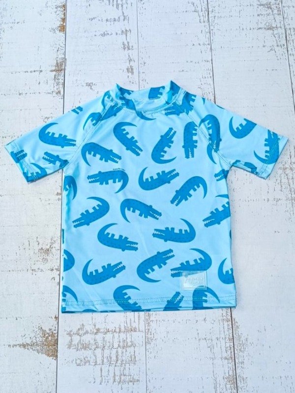 Producto - REMERA UV MANGA CORTA COCODRILO