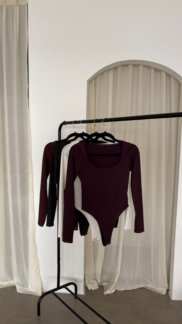 Producto - BODY M/L CUELLO U