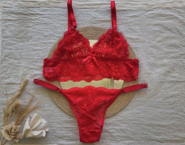 Producto - CONJUNTO AMALIA ROJO