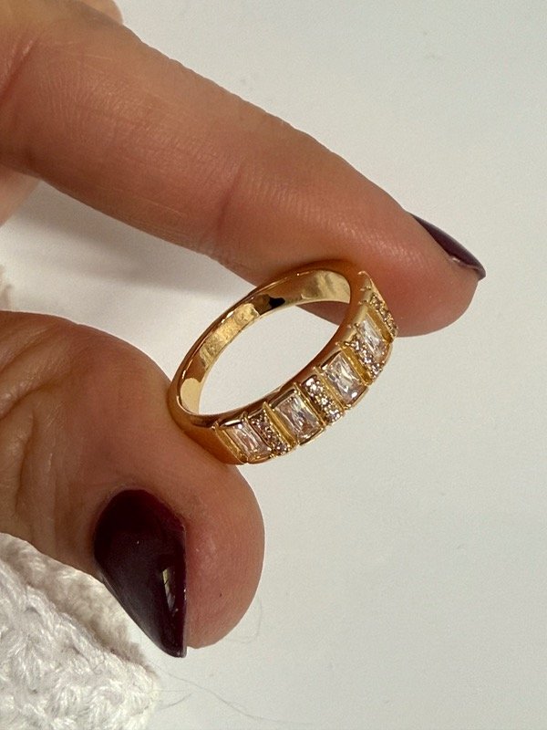 Producto - ND64 Anillo piedras cubik y micropave