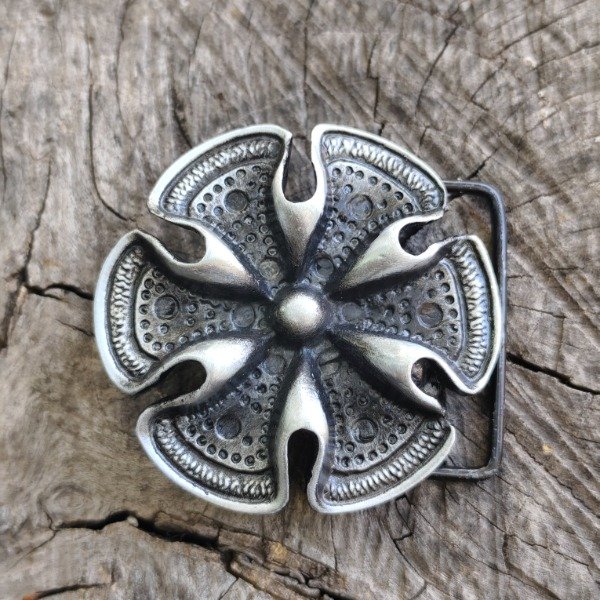 Producto - Chapon florcita plata