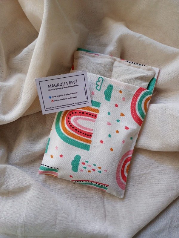Producto - Magnolia bebé (15x20) con funda, almohadilla para aliviar los cólicos