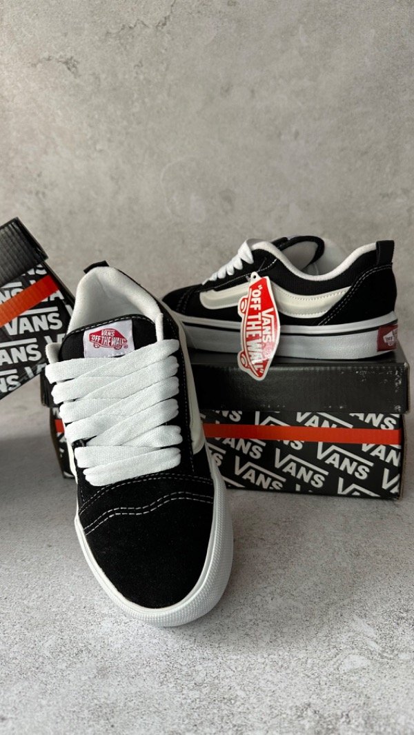 Producto - VANS KNU SKOOL