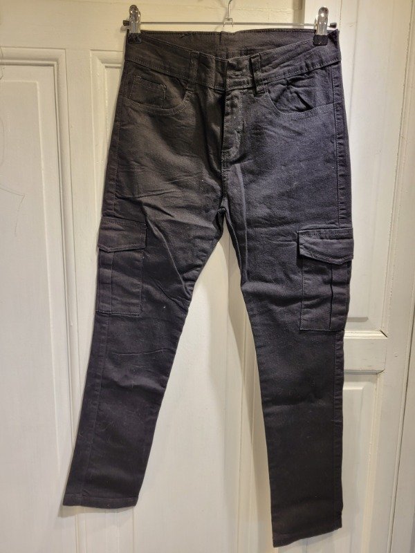 Producto - Jean ORIGINAL negro chupin Talle 14 años - PRECIO: 28X