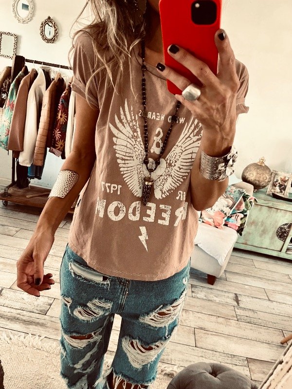 Producto - Remera freedom rosa - 6