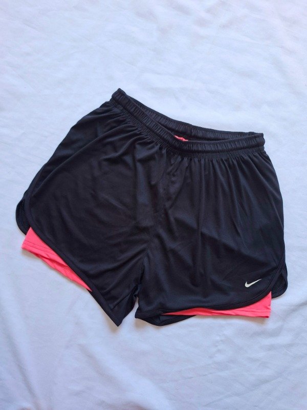 Producto - Short rosa