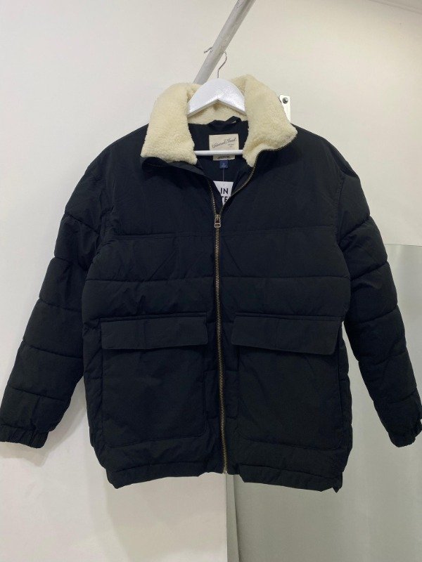 Producto - CAMPERA UNIVERSAL THREAD IMPORTADA