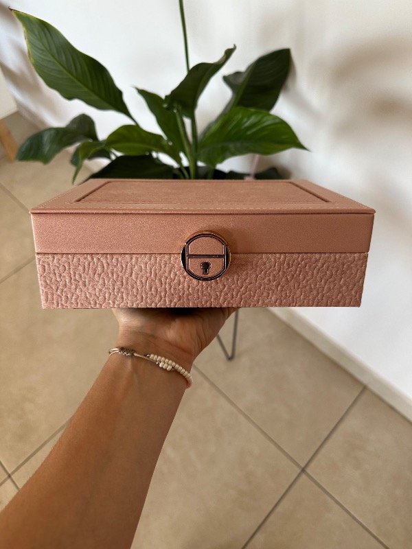 Producto - Alhajero Rosa con llave
