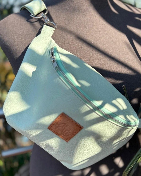 Producto - Maxi Riñonera -Lisa Colores Claros