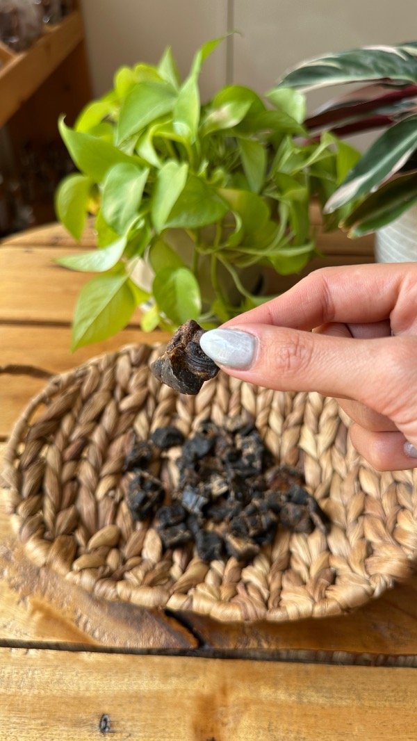 Producto - Mini Hígado de Res Deshidratado - Snack Natural para Perros y Gatos 100g