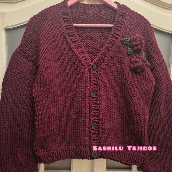 Producto - Cardigan ROSAS (A pedido)