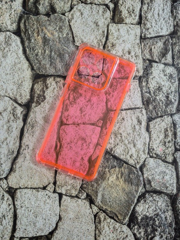 Producto - Funda space color Moto Edge 70 fucsia